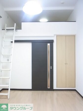 スリーワンの物件内観写真